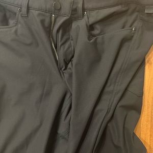 LULULEMON MEN ABC PANT SKINNY